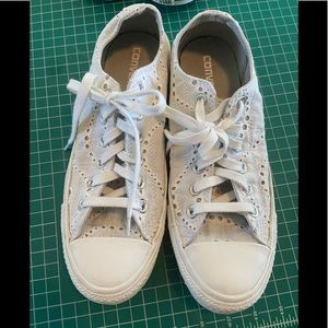 Grey eyelet converse woman’s size 9